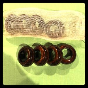 Napkin rings -set of 8 in original packaging. NWOT